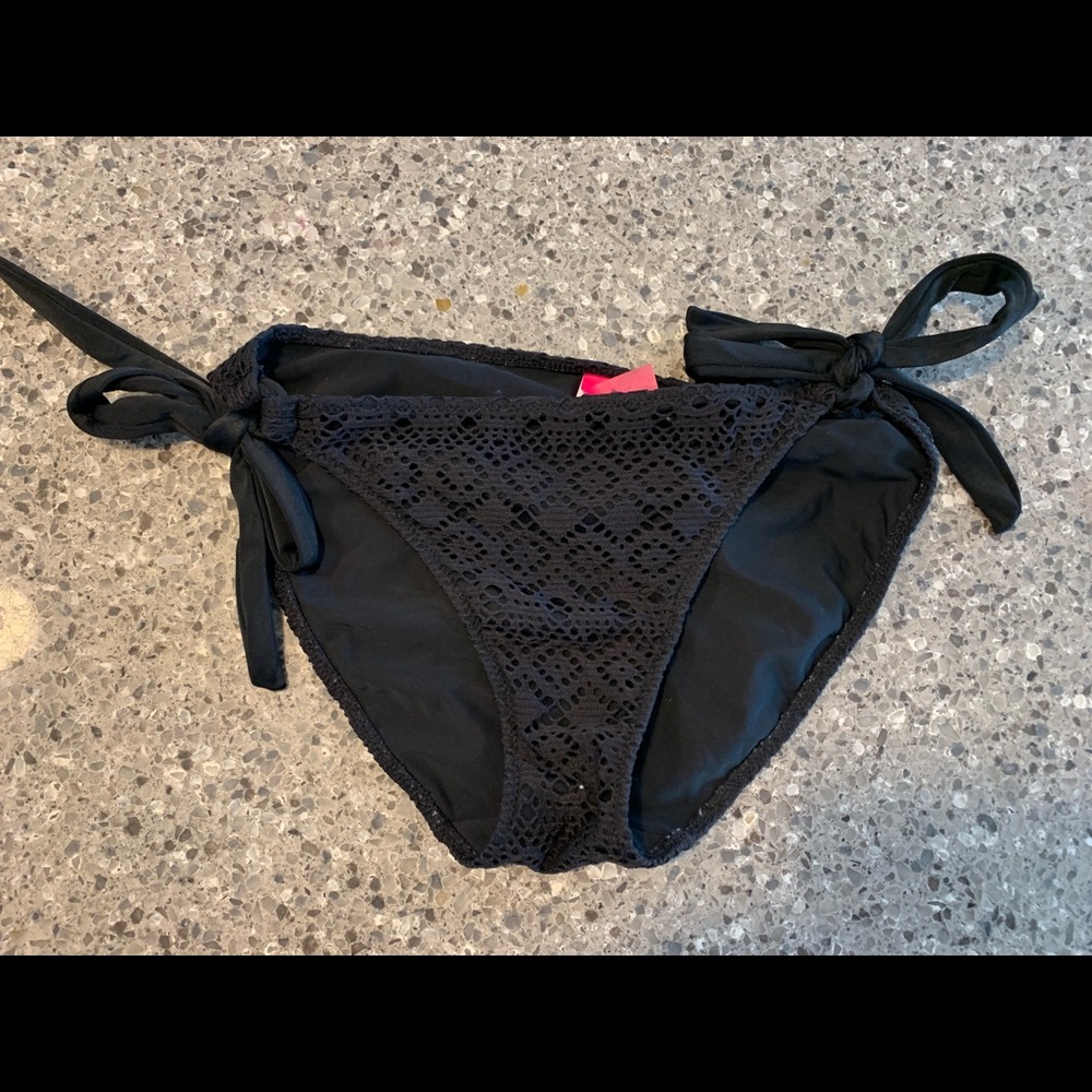Bathing suit bottoms